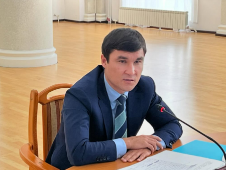 Серик Сапиев