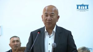 Тахир Халимназаров / Снимок экрана трансляции Youtube-канала Верховного суда РК