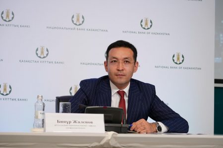 Бинур Жаленов