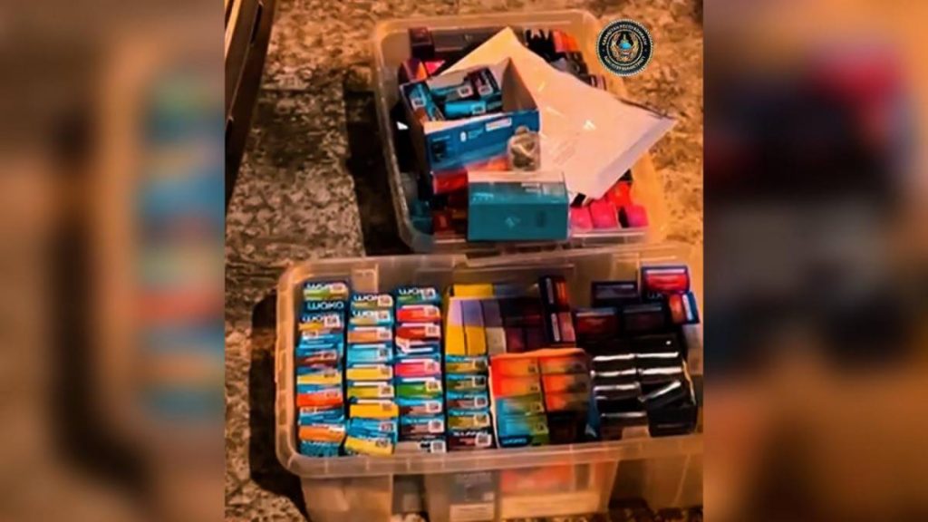 Крупную партию «запрещенки» изъяли полицейские у водителя в Караганде