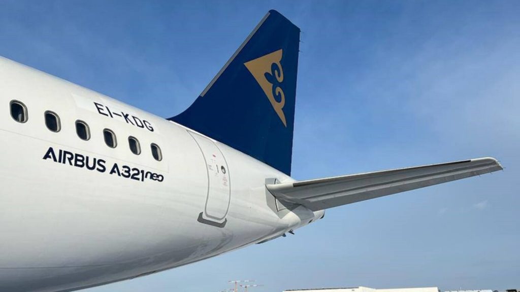 Британский акционер Air Astana продаёт часть доли компании