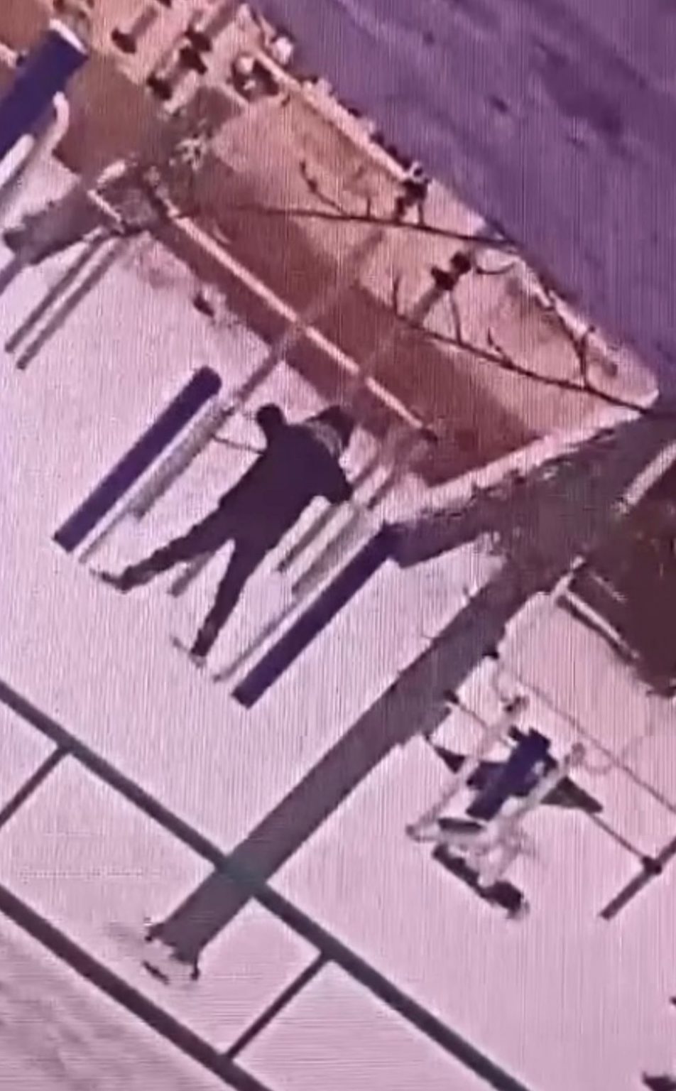 Ребёнку пытались отрезать язык ножницами: омбудсмен показала видео-опровержение