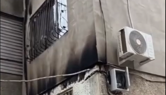 Проводка декоративной подсветки загорелась на фасаде жилого дома в Алматы