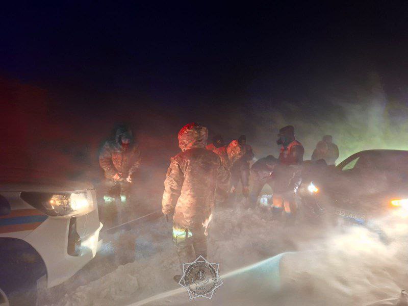 Почти сто человек спасли из снежных заносов в Алматинской области