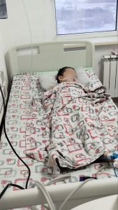 Целая семья пострадала во время пожара в многоэтажке Астаны — вскрылись жуткие подробности ЧП двухнедельной давности