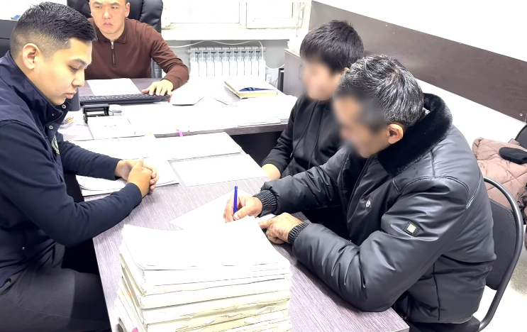 Алматинский восьмиклассник напугал горожан и полицейских