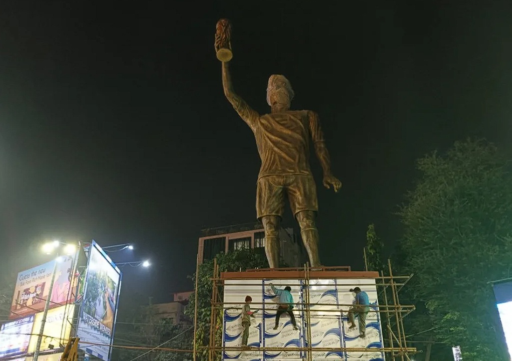 Огромную статую Леонеля Месси установили в Индии