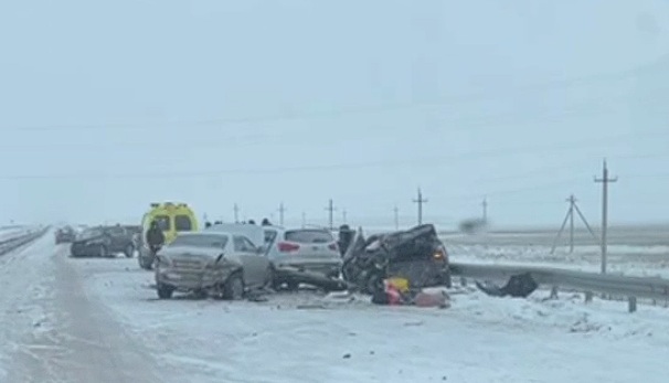 Крупная авария произошла на трассе в Акмолинской области, есть погибшие