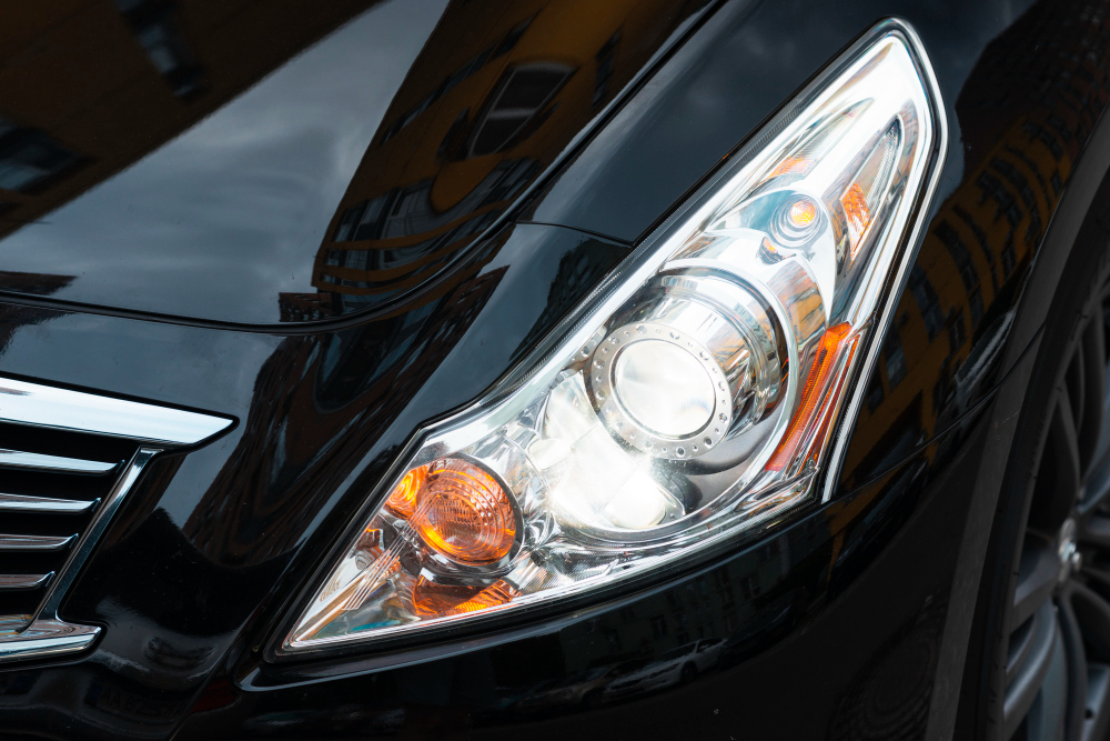 Запретить незаконную установку светодиодных фар предложили в Казахстане