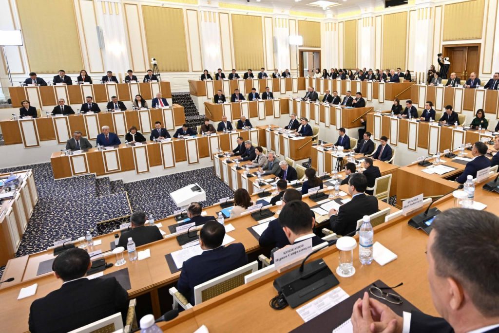 Часть II : Первое заседание по Конституционной реформе в Казахстане