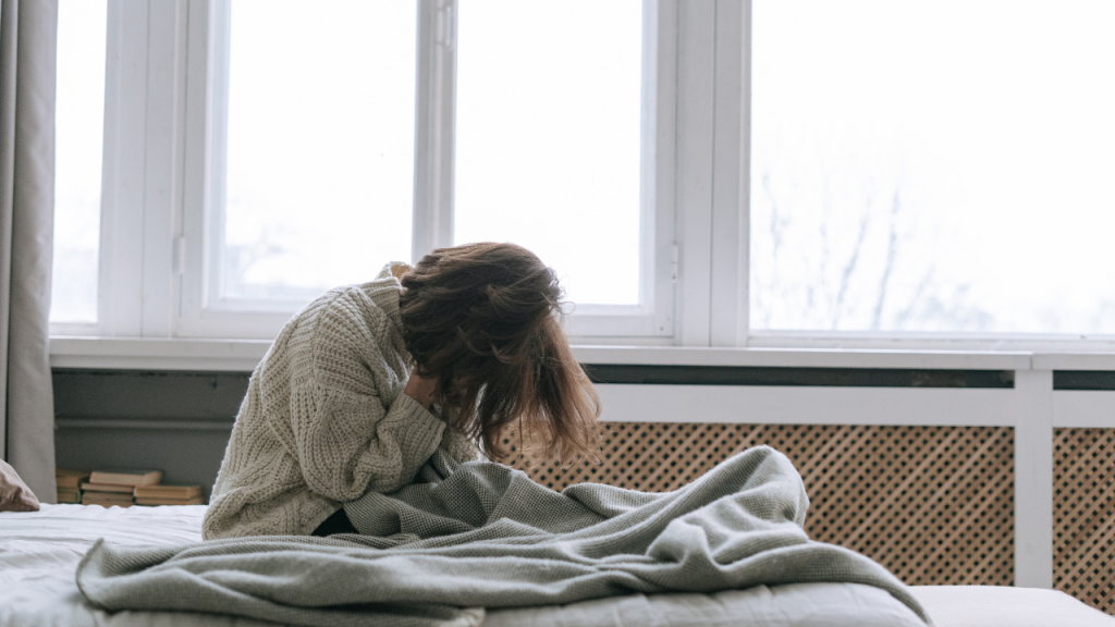 Школьница пыталась покончить с собой в Алматы: возбуждено уголовное дело