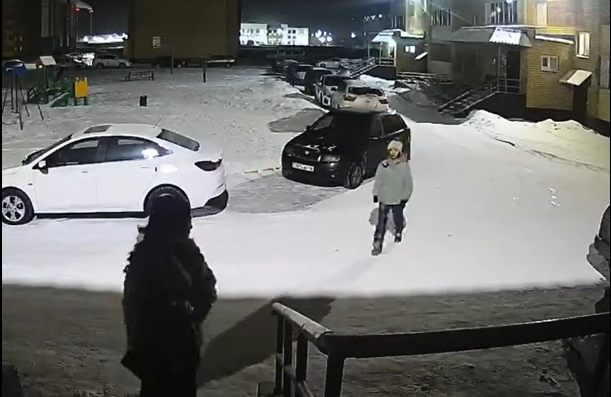 Ругалась матом и угрожала: в Семее девушку напугала незнакомка