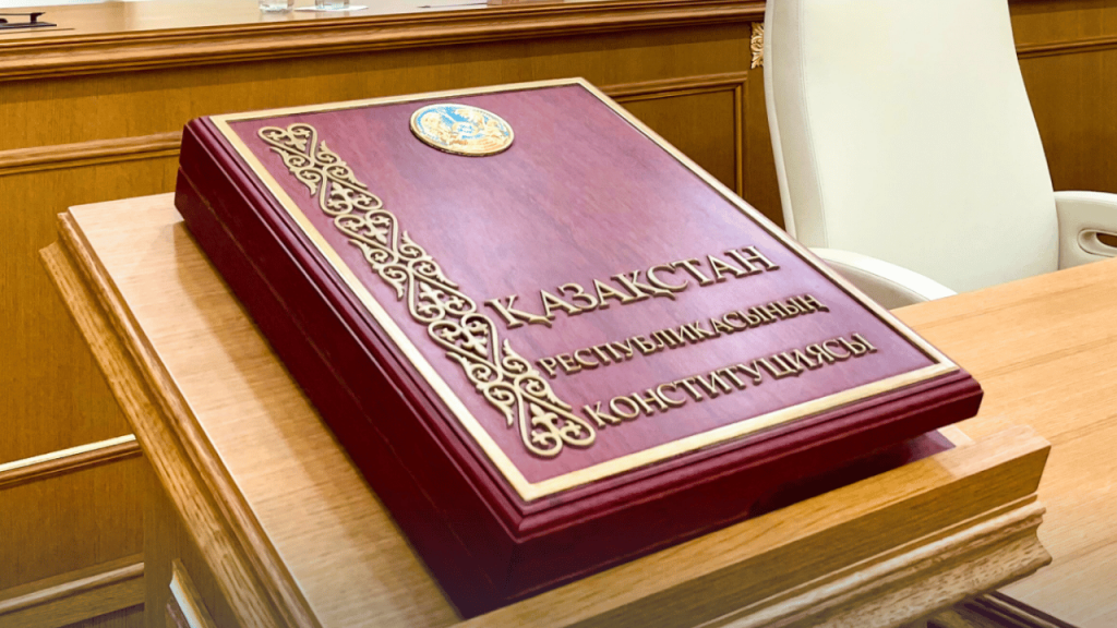 Фейк или правда: 10 самых распространённых мифов о проекте новой Конституции