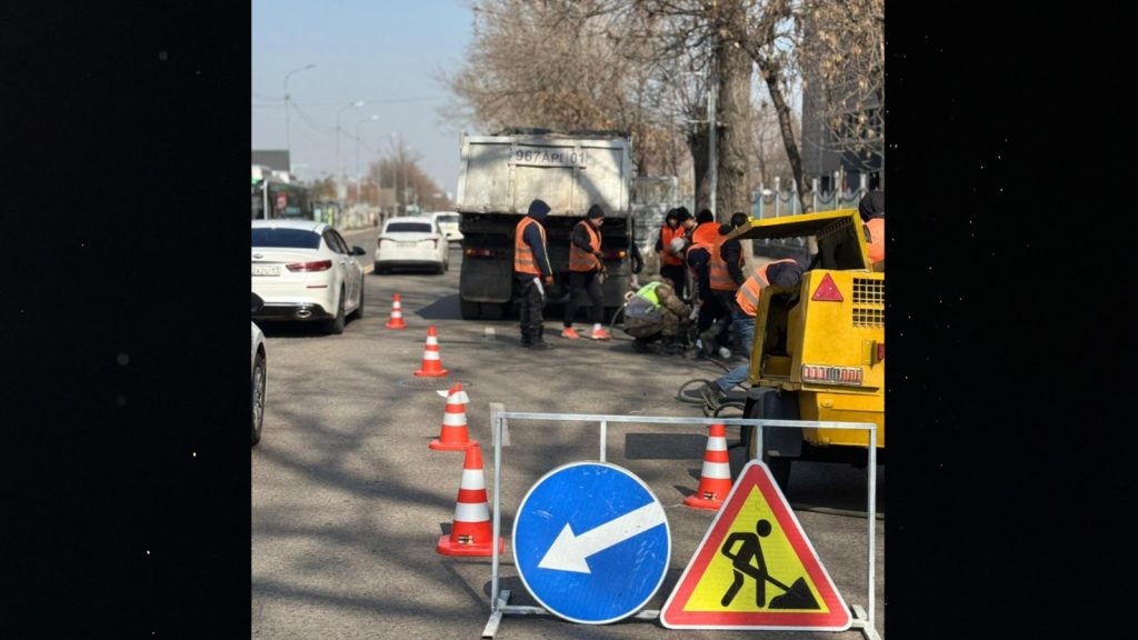 Алматинцев предупредили об ограничении движения на проспекте Назарбаева