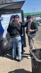 Мужчина пытался поцеловать девушку в автобусе Алматы