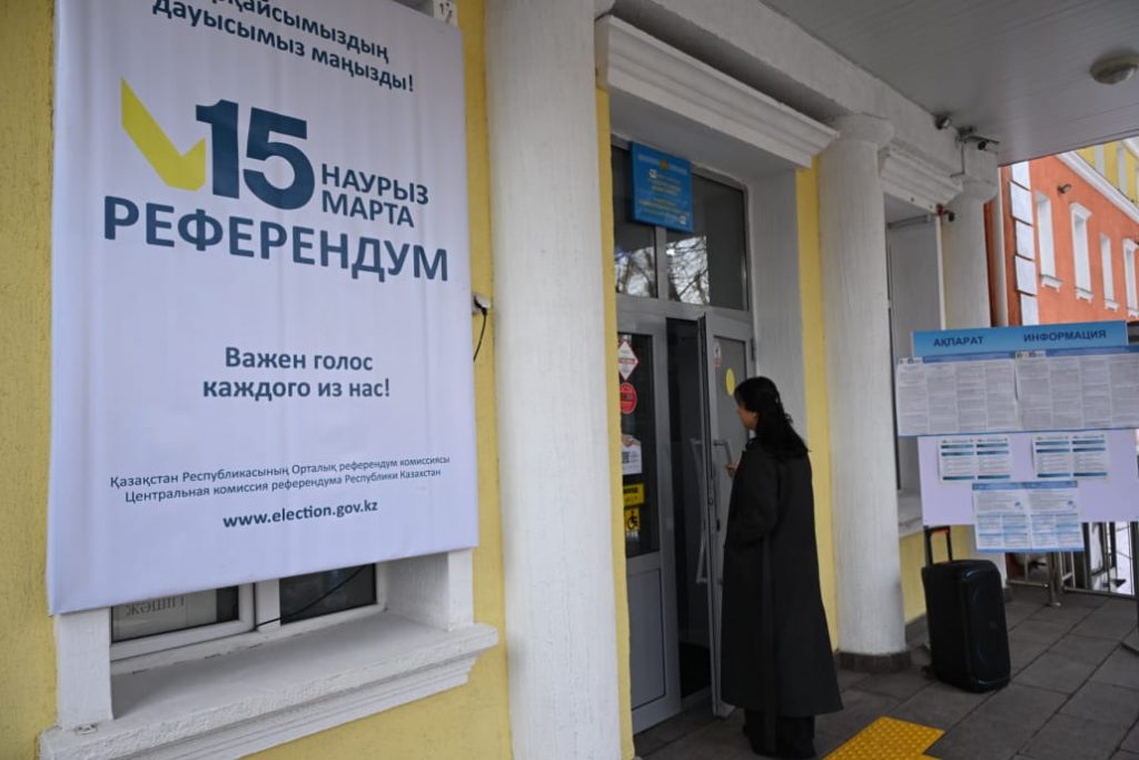 Все зарубежные участковые комиссии референдума завершили свою работу