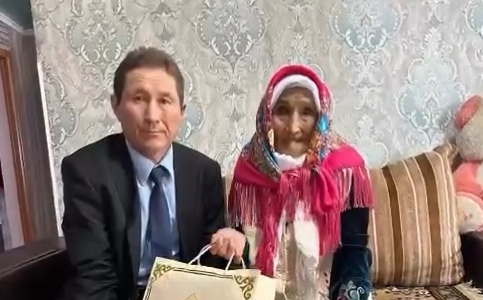 Самая пожилая женщина Казахстана проголосовала на референдуме РСК