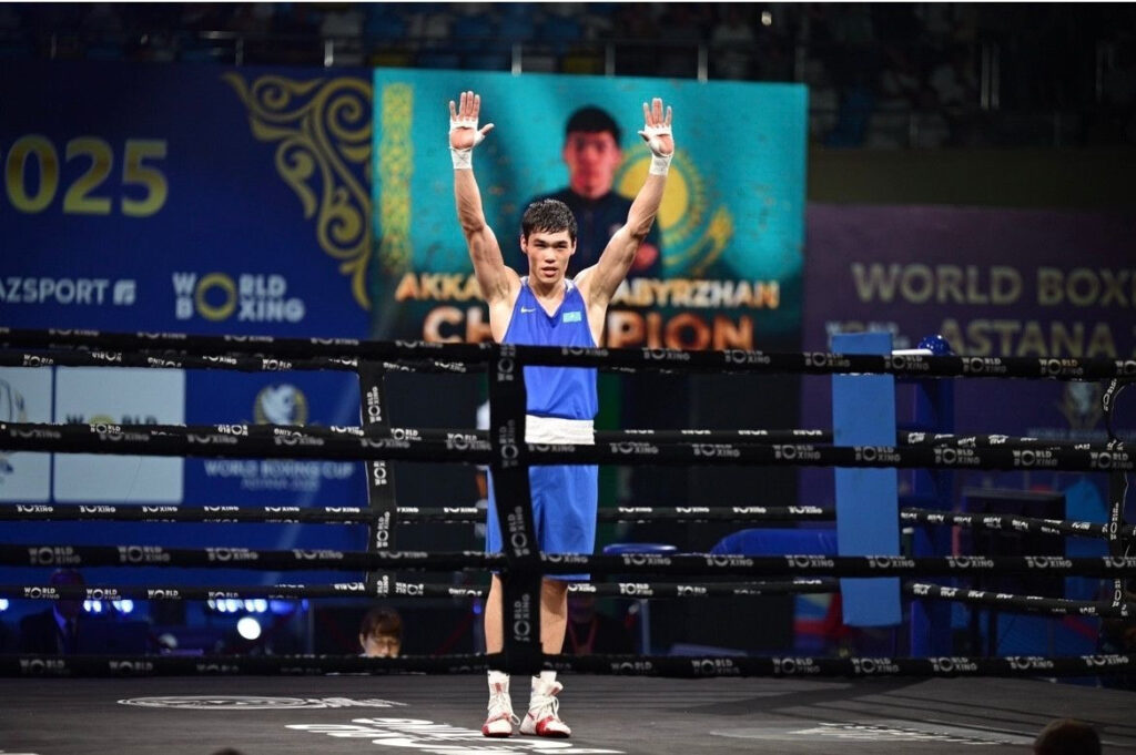 Два золота чемпионата Азии-2026 взяли казахстанские боксёры