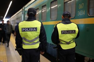 Пьяного пассажира поезда «Уральск — Астана» арестовали на семь суток