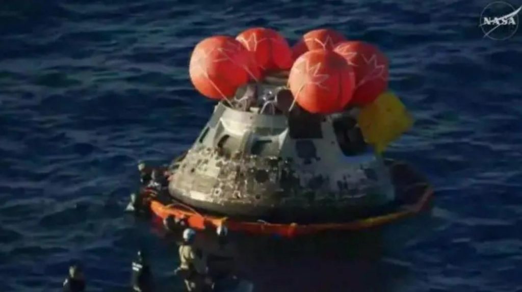 Лунная миссия: космонавты вернулись на Землю — Токаев поздравил Трампа с успехом