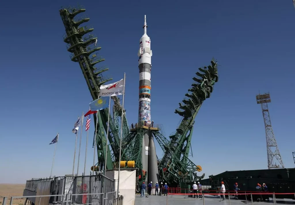 «Союз МС -29» вывезли на стартовую площадку на Байконуре