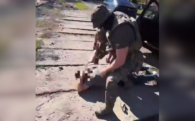 Драгдилер в Атырау погорел на крупной партии «скорости» (ВИДЕО)
