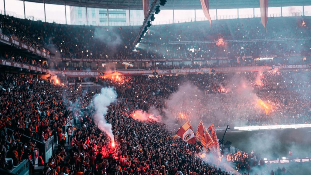 футбол болельщики