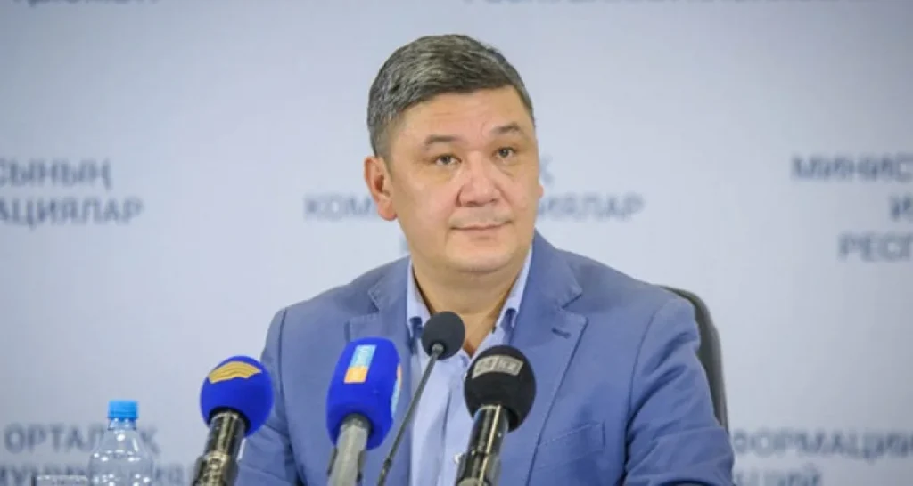 Общественник Арман Шораев получил 20 суток ареста за нецензурный пост